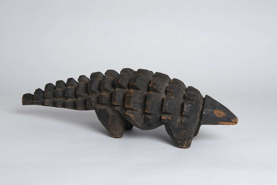 CARVING OF A CAPE PANGOLIN